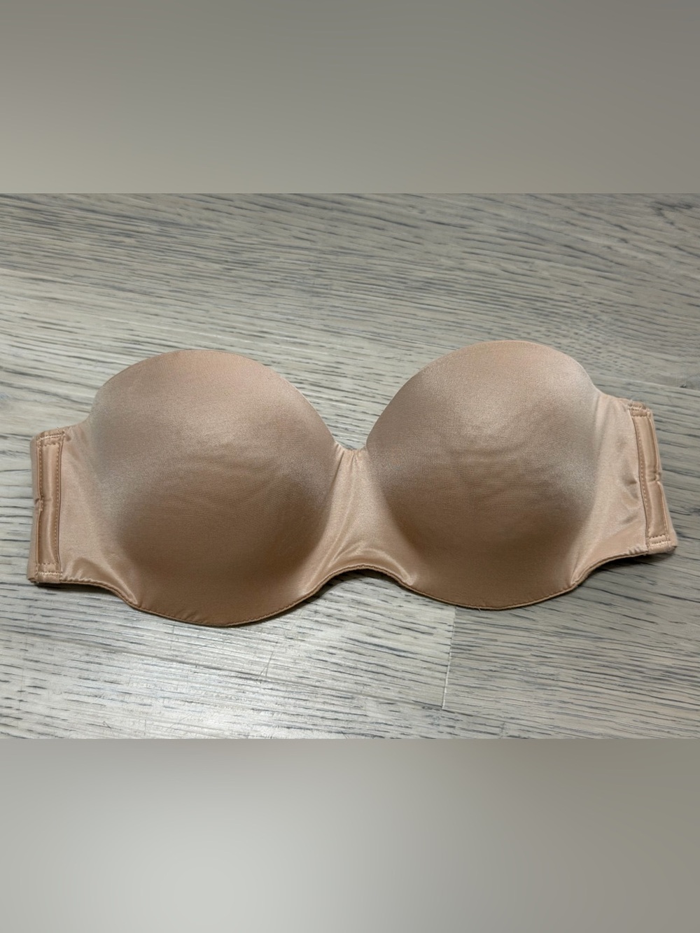 NEW Victoria's Secret Body By Victoria Multiway Strapless Bra In Nude Size 32C